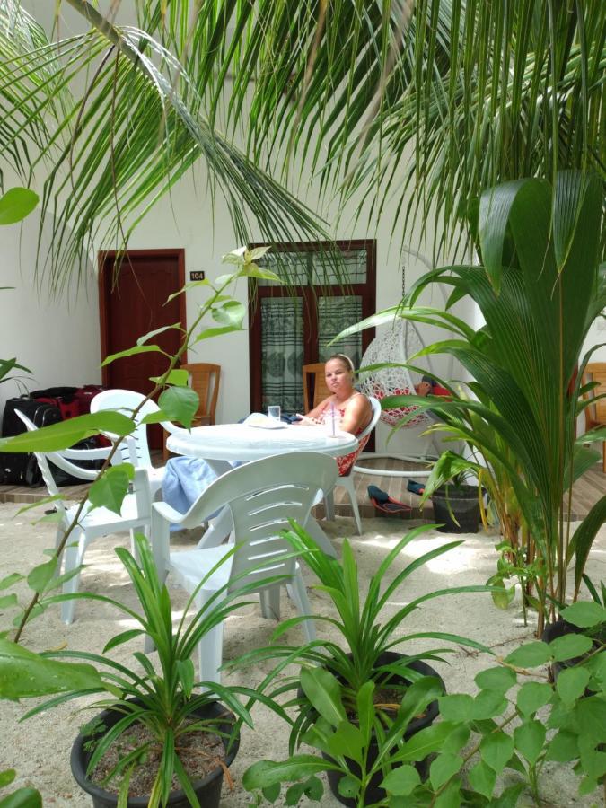 Sunrise Inn Thoddoo Ngoại thất bức ảnh