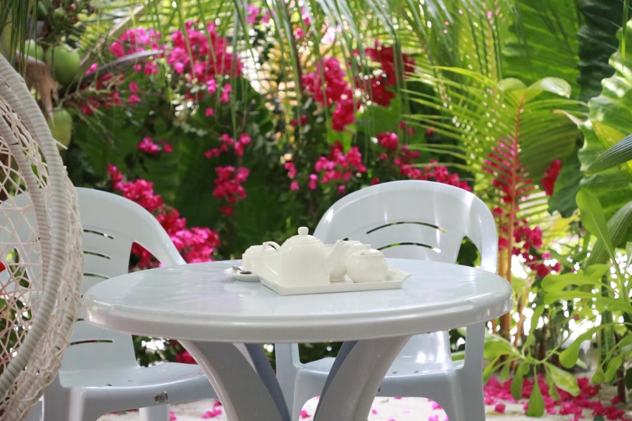 Sunrise Inn Thoddoo Ngoại thất bức ảnh